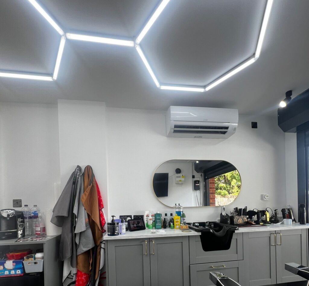 Room air conditioning installation